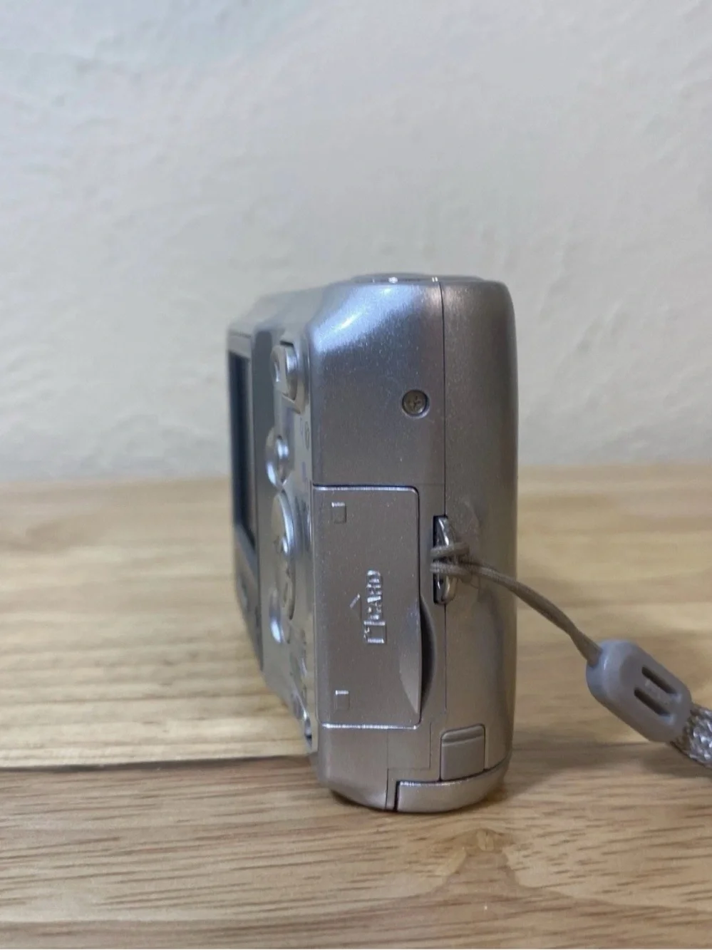 Nikon COOLPIX L3 5.1MP Digital Y2K Camera Silver 3x Zoom Vintage Tested